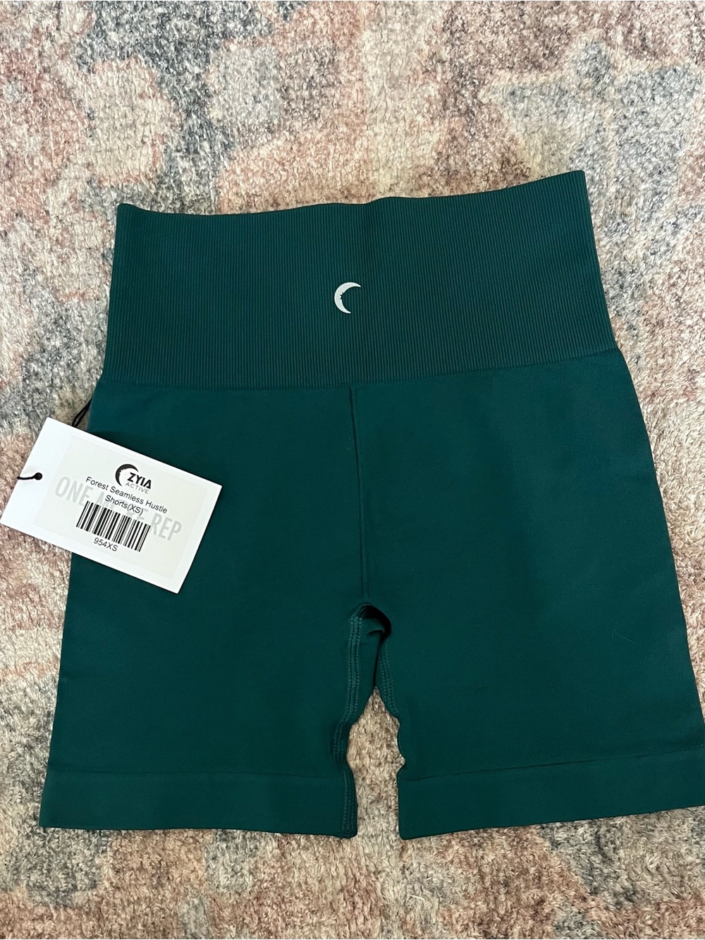 Zyia Forest Seamless Hustle shorts Women’s size XS